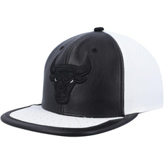 Chicago Bulls NBA Day One Snapback Hat Black/White | Mitchell & Ness discount