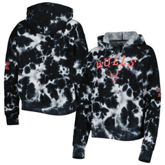 Chicago Bulls Women's Brushed Cotton Tie-Dye Pullover Hoodie for sale Black | New Era Near Me