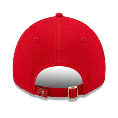 Tampa Bay Buccaneers New Era Women's Formed 9TWENTY Adjustable Hat Red