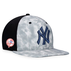 New York Yankees Majestic Smoke Dye Snapback Hat - Gray - MLB on Sale
