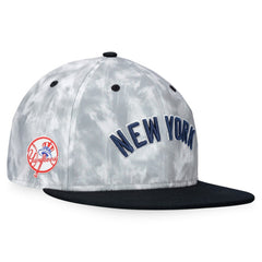 New York Yankees Fanatics Smoke Dye Fitted Hat - Black/White - Fanatics Online