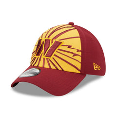 Washington Commanders New Era Shattered 39THIRTY Flex Hat Gold/Burgundy