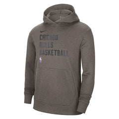 Chicago Bulls Unisex 2023/24 Performance Spotlight On-Court Practice Pullover Hoodie Olive | Nike US