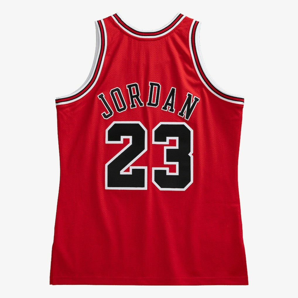 Chicago Bulls Authentic Jersey Road Finals Michael Jordan 1997-98 | Mitchell & Ness Lifestyle
