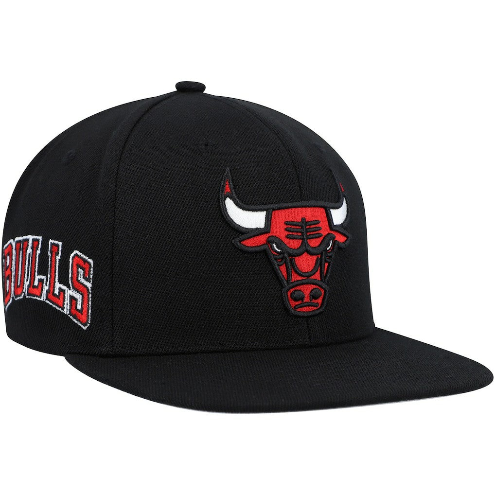Chicago Bulls Side Core 2.0 Snapback Hat Black | Mitchell & Ness discount