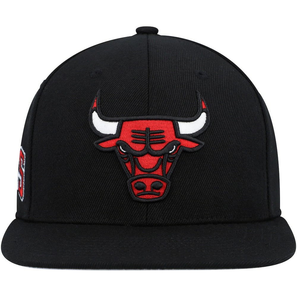 Chicago Bulls Side Core 2.0 Snapback Hat Black | Mitchell & Ness discount