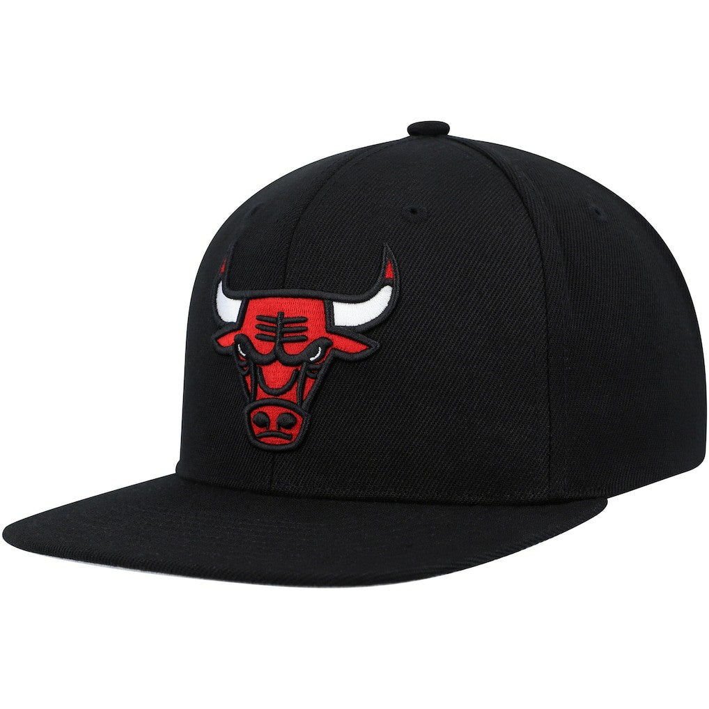 Chicago Bulls Side Core 2.0 Snapback Hat Black | Mitchell & Ness discount