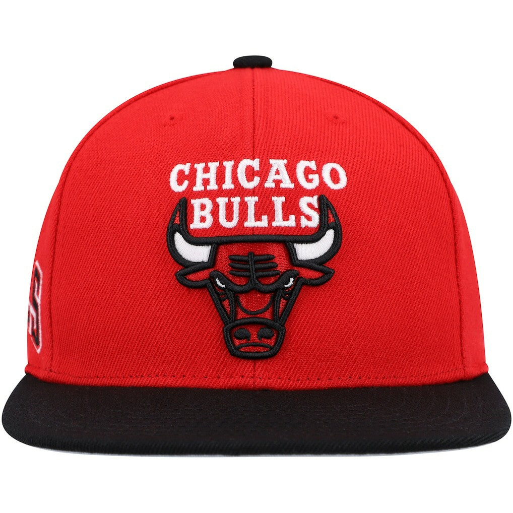 Chicago Bulls Side Core 2.0 Snapback Hat Red/Black | Mitchell & Ness outlet