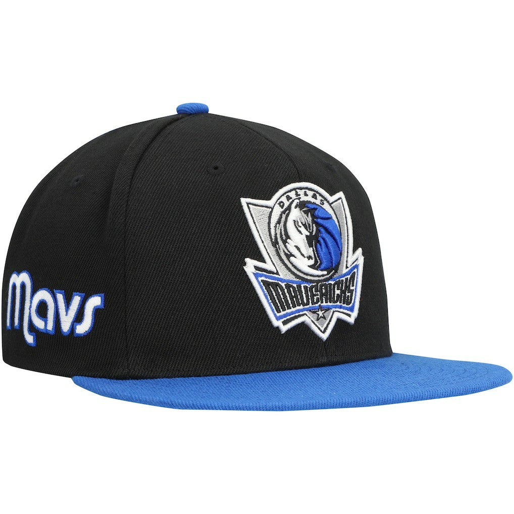 Dallas Mavericks Side Core 2.0 Snapback Hat for sale Black/Royal | Mitchell & Ness online