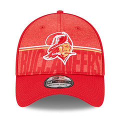 Tampa Bay Buccaneers New Era 2023 NFL Training Camp Throwback 39THIRTY Flex Hat Red