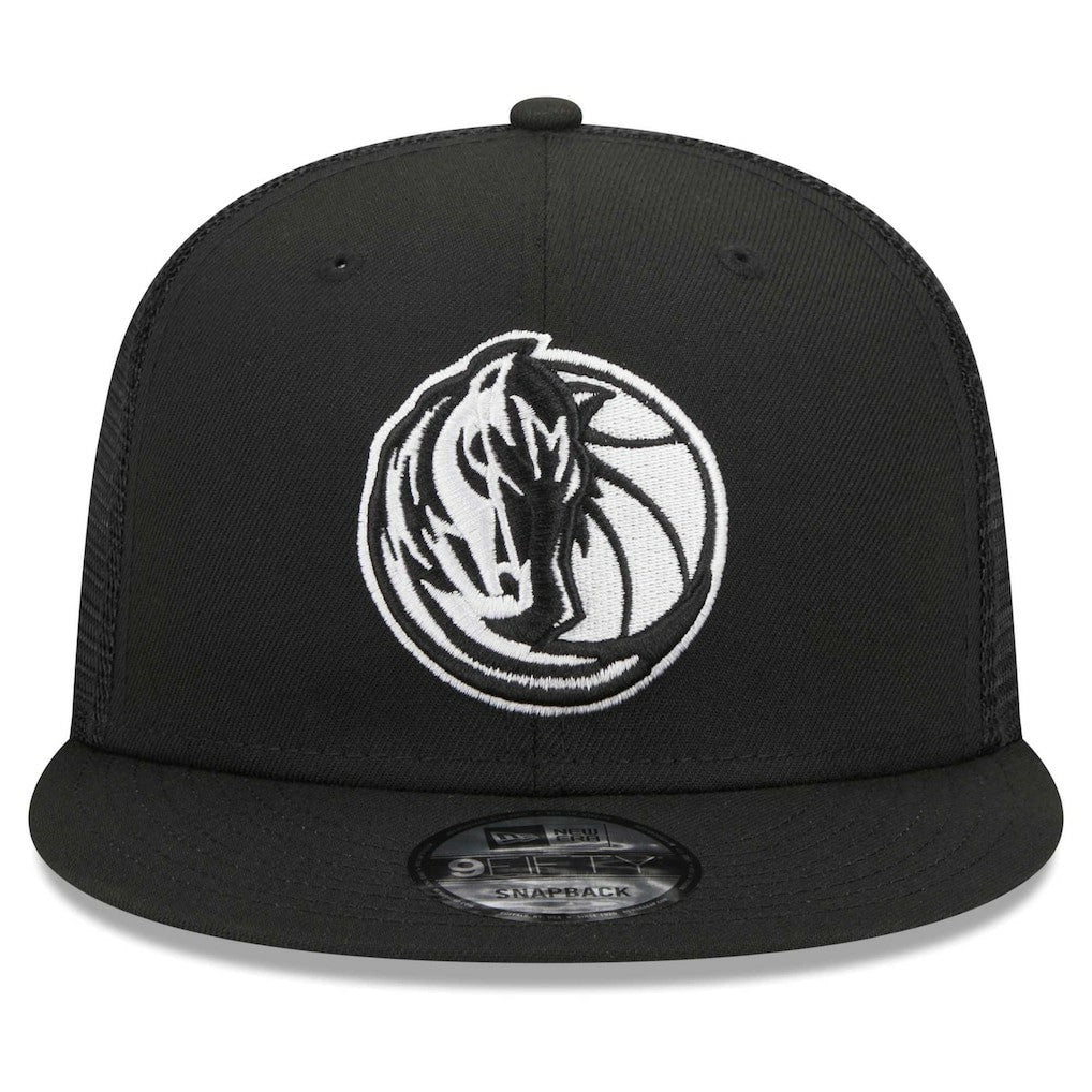 Dallas Mavericks 9FIFTY Snapback Trucker Hat for sale Black | New Era