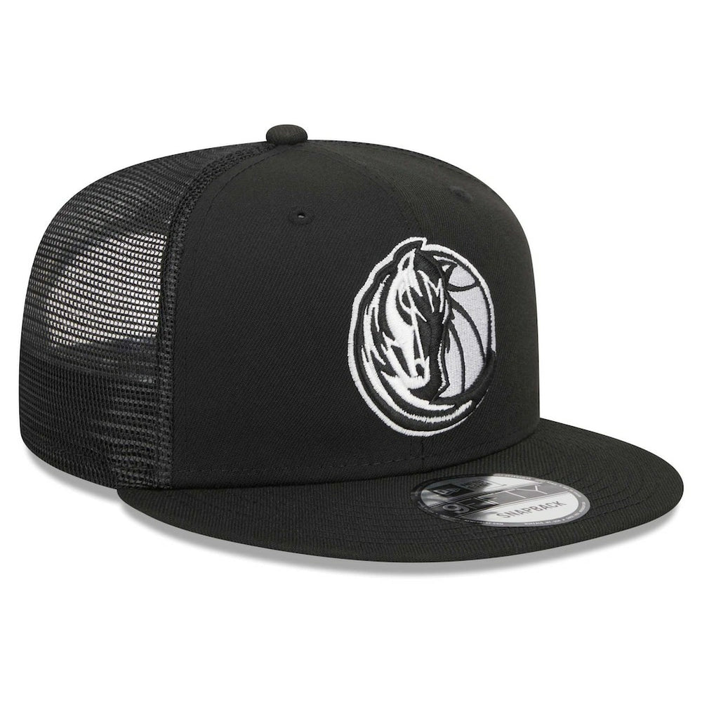 Dallas Mavericks 9FIFTY Snapback Trucker Hat for sale Black | New Era