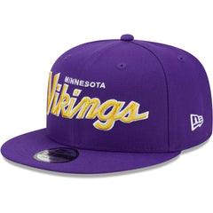 Minnesota Vikings New Era Main Script 9FIFTY Snapback Hat Purple