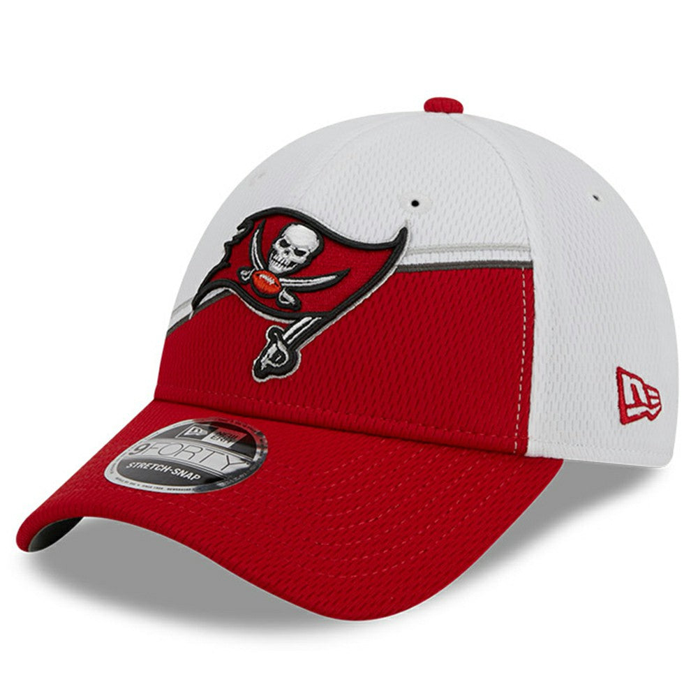 Tampa Bay Buccaneers New Era 2023 Sideline 9FORTY Adjustable Hat White/Red