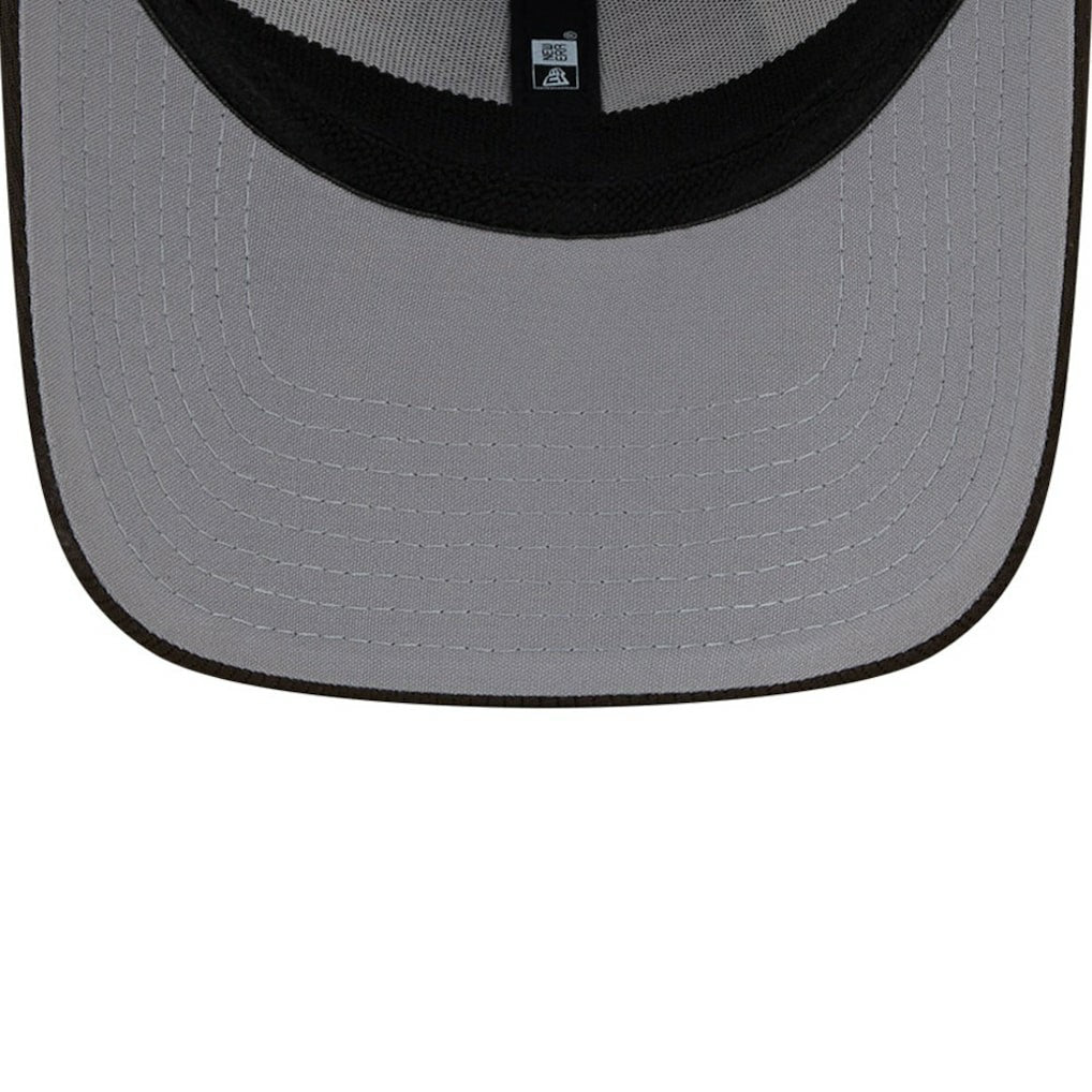 Cleveland Browns New Era 2023 Sideline 39THIRTY Flex Hat White/Brown