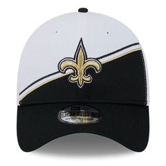 New Orleans Saints New Era 2023 Sideline 39THIRTY Flex Hat White/Black