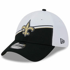 New Orleans Saints New Era 2023 Sideline 39THIRTY Flex Hat White/Black
