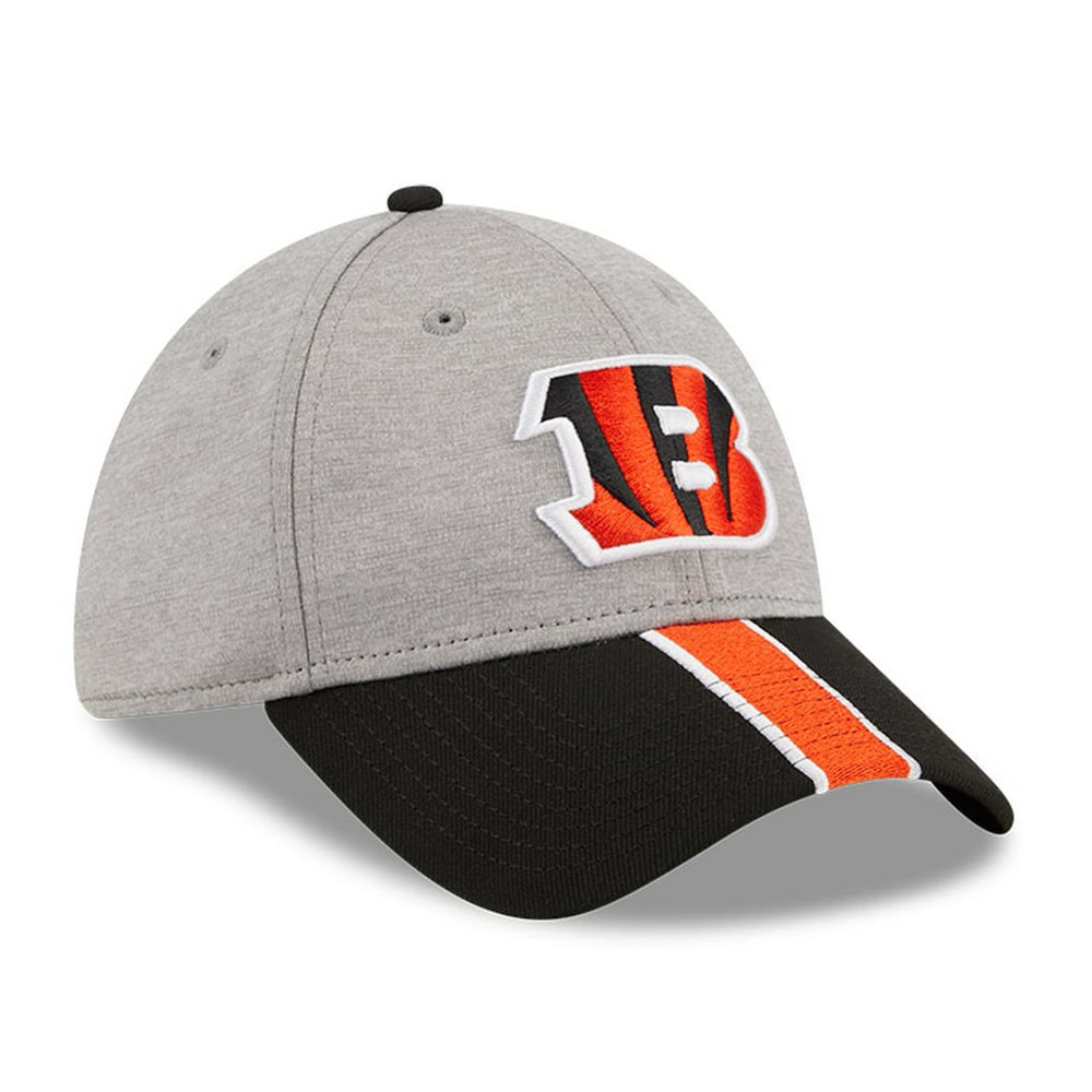 Cincinnati Bengals New Era Striped 39THIRTY Flex Hat Heather Gray/Black