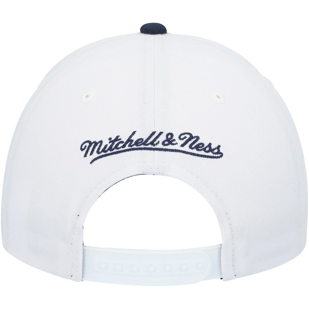 Dallas Mavericks Hardwood Classics Core 2-Tone 2.0 Pro Snapback Hat for sale White/Navy | Mitchell & Ness US