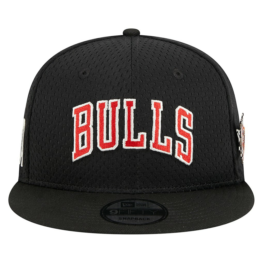 Chicago Bulls Post-Up Pin Mesh 9FIFTY Snapback Hat Black | New Era