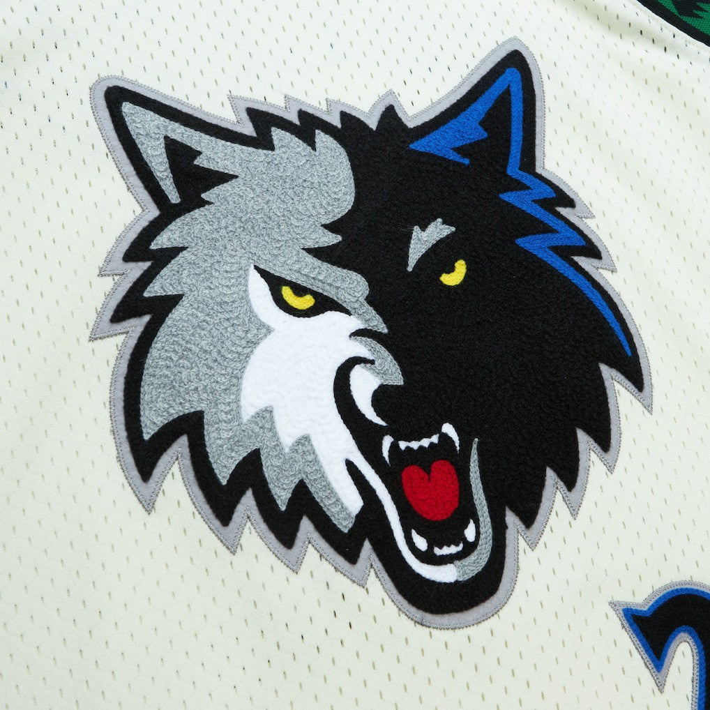 Kevin Garnett Minnesota Timberwolves Chainstitch Swingman Jersey Cream | Mitchell & Ness for sale