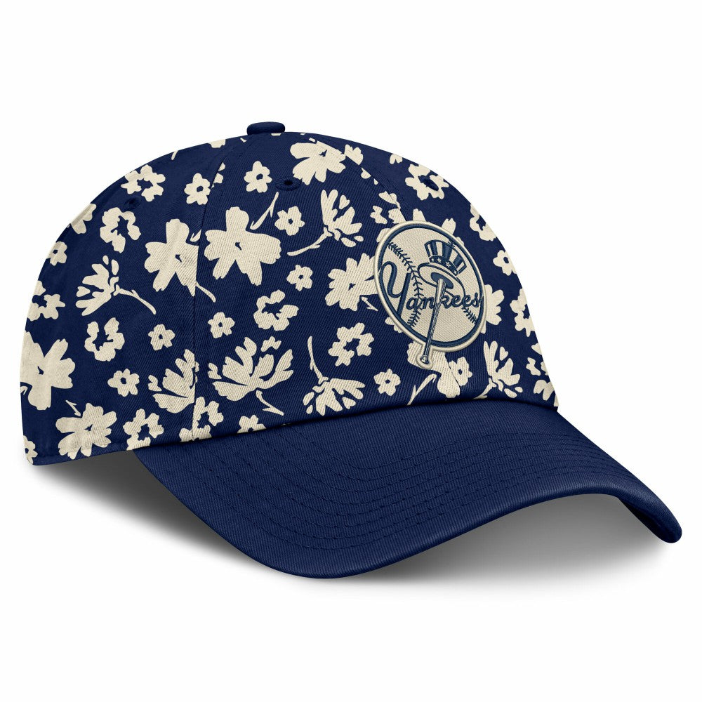 New York Yankees Fanatics Women's Blossom Adjustable Hat - Navy - Fanatics on Sale