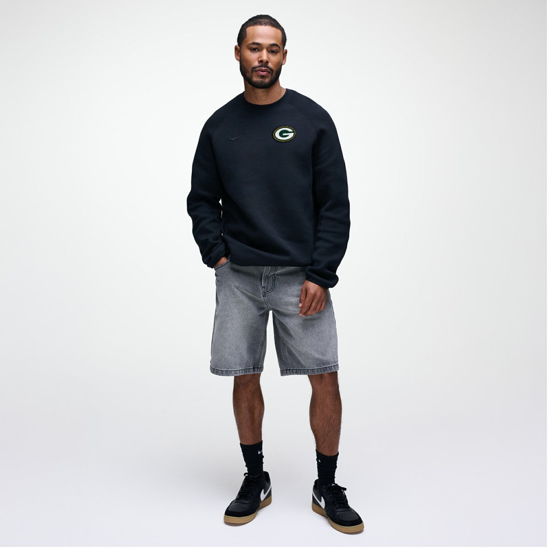 Nike Green Bay Packers Tech Fleece Raglan Sweatshirt Black