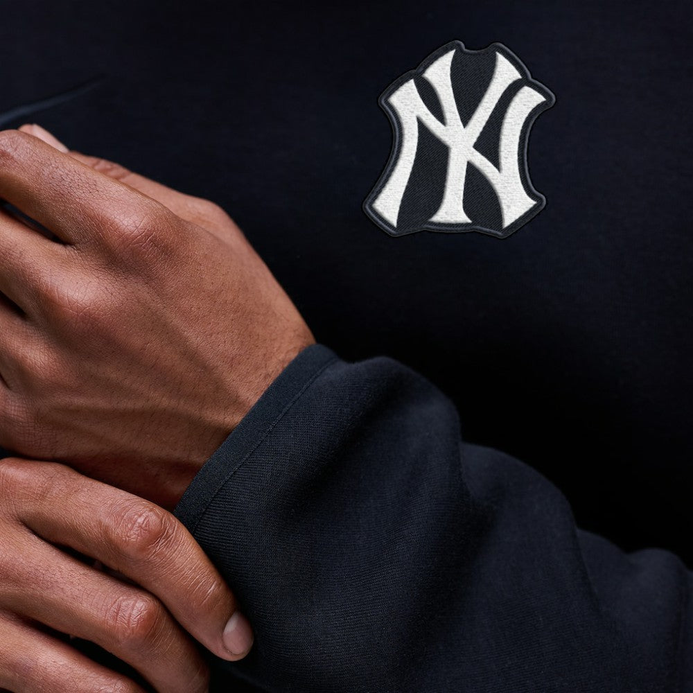 New York Yankees Nike Tech Fleece Raglan Sweatshirt - Black - Nike Discount