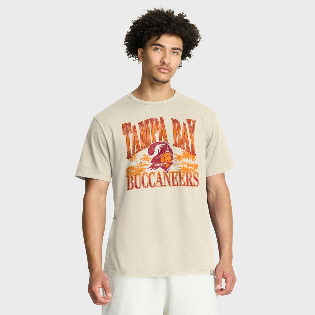 Fanatics Tampa Bay Buccaneers Team Archives T-Shirt Cream