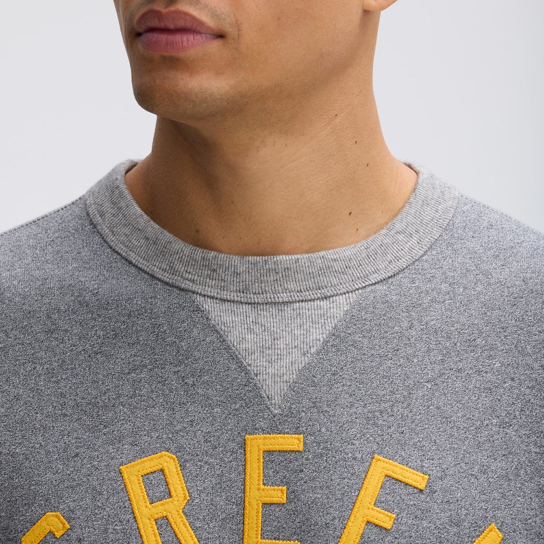 Fanatics Green Bay Packers IconicFleece Pocket Sweatshirt Athletic Heather Gray