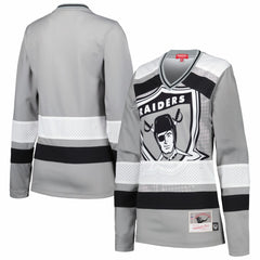 Mitchell & Ness Las Vegas Raiders Women's Big Face 7.0 Long Sleeve Jersey T-Shirt Silver