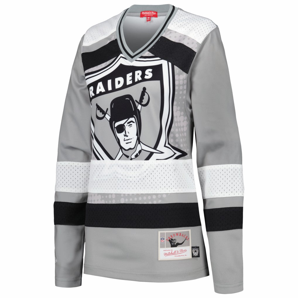 Mitchell & Ness Las Vegas Raiders Women's Big Face 7.0 Long Sleeve Jersey T-Shirt Silver