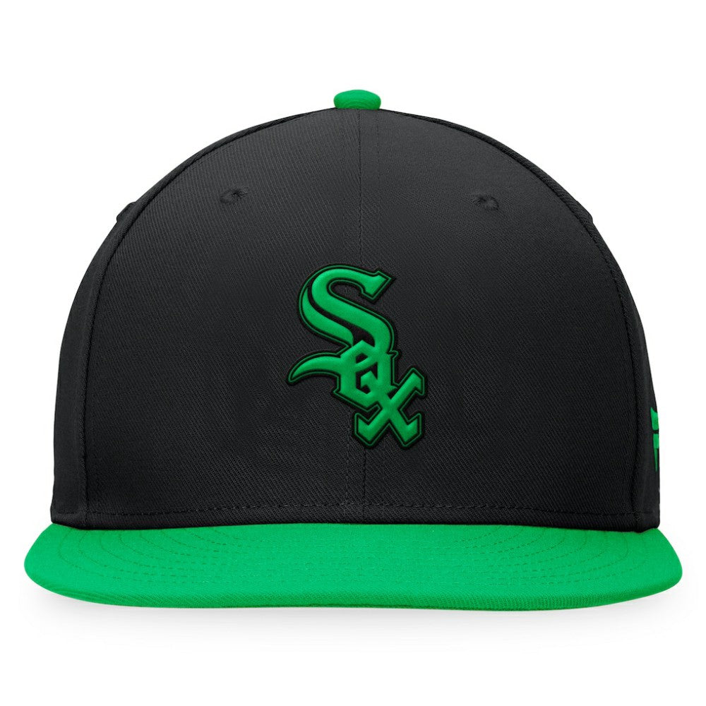Chicago White Sox Fanatics Lucky Snapback Hat - Black/Kelly Green - Fanatics Discount