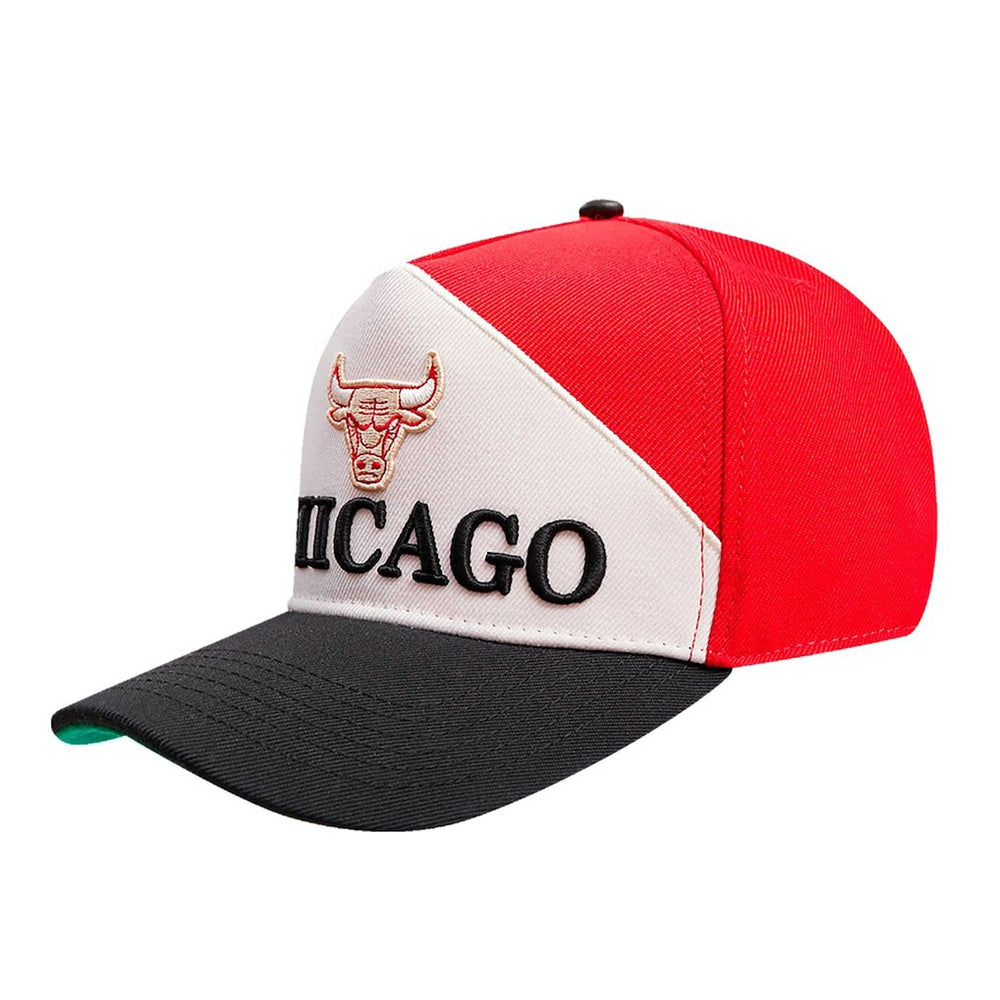 Chicago Bulls Pro Standard Pinch Chevron Adjustable Hat Red/Black