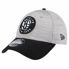 Brooklyn Nets Active Digi-Tech Two-Tone 9FORTY Adjustable Hat Heather Gray/Black | New Era Near Me