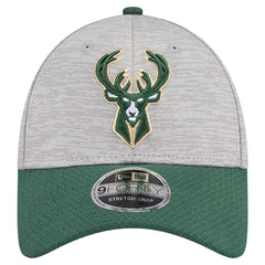 Milwaukee Bucks Active Digi-Tech Two-Tone 9FORTY Adjustable Hat Heather Gray/Hunter Green | New Era