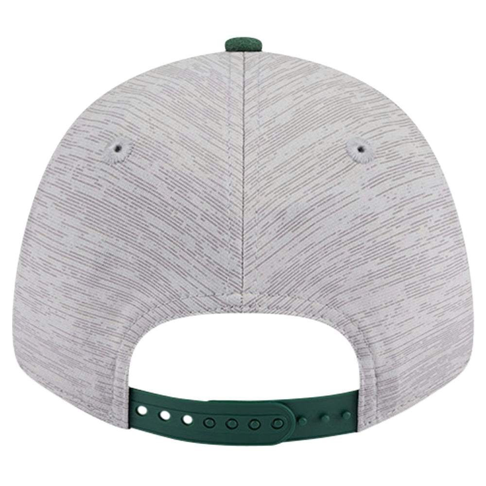 Milwaukee Bucks Active Digi-Tech Two-Tone 9FORTY Adjustable Hat Heather Gray/Hunter Green | New Era