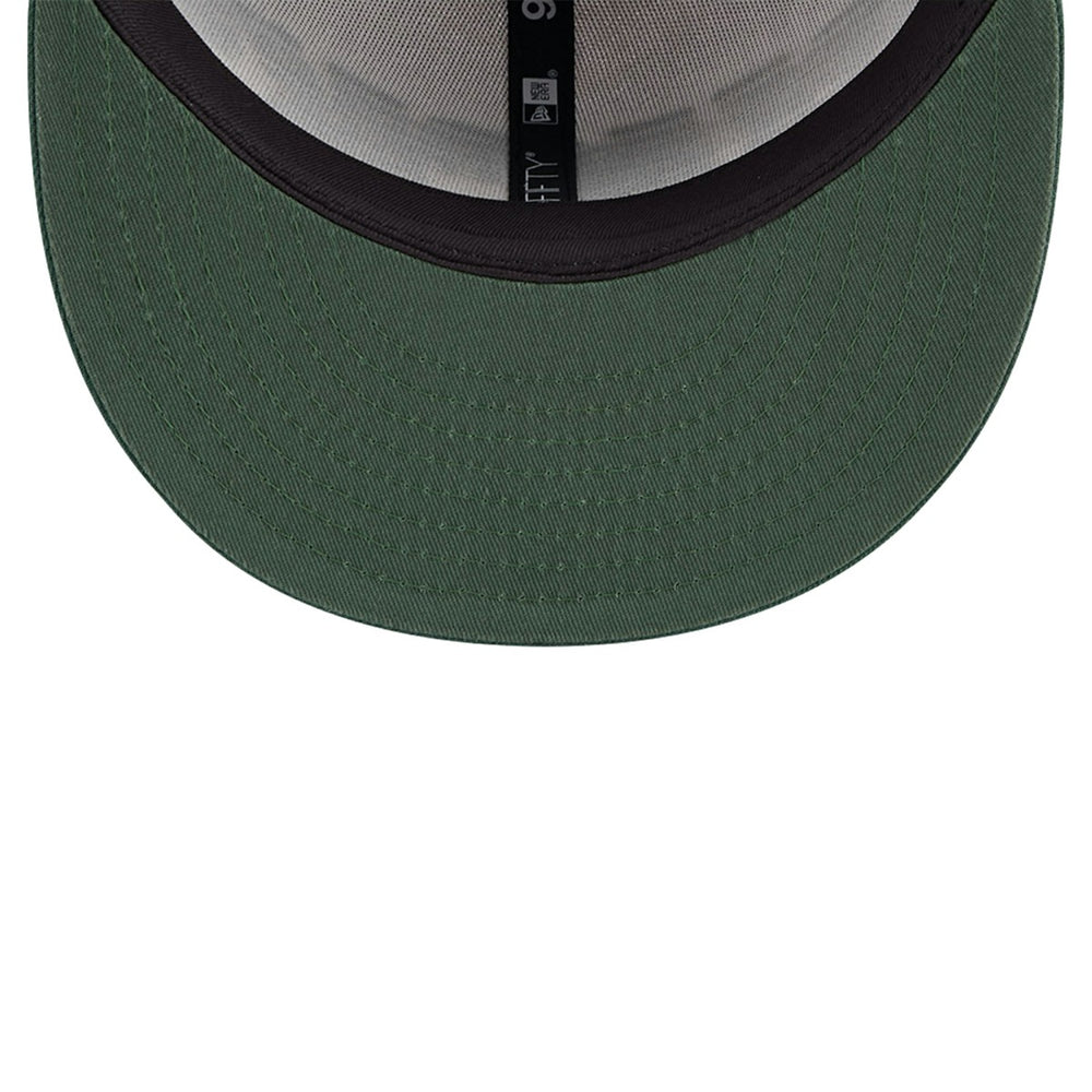 Milwaukee Bucks Throwback Gradient Tech Font 9FIFTY Snapback Hat White/Hunter Green | New Era