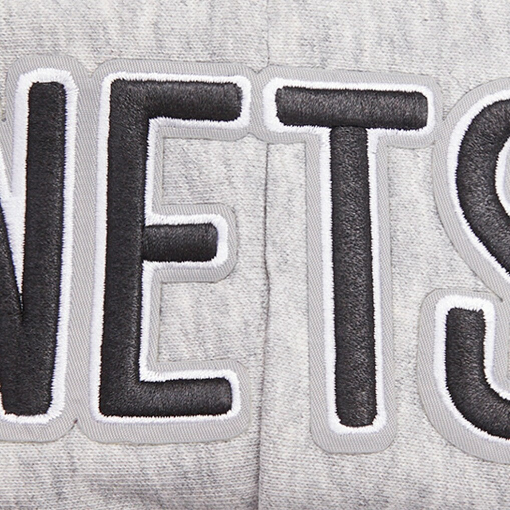 Brooklyn Nets Pro Standard Women's Script Tail Cropped Pullover Hoodie Heather Gray