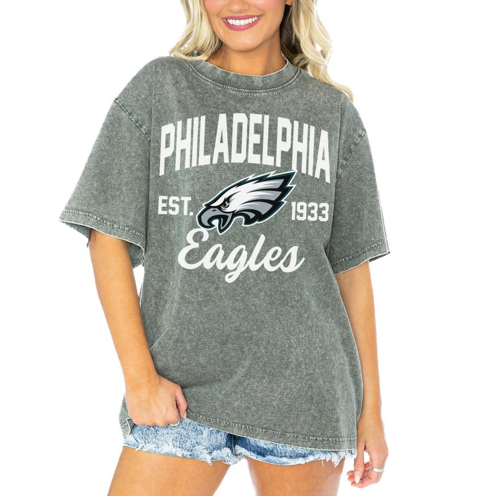 Philadelphia Eagles Gameday Couture Women's Tackle Titan Boyfriend Washed T-Shirt Gray
