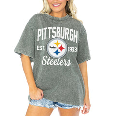Pittsburgh Steelers Gameday Couture Women's Tackle Titan Boyfriend Washed T-Shirt Gray