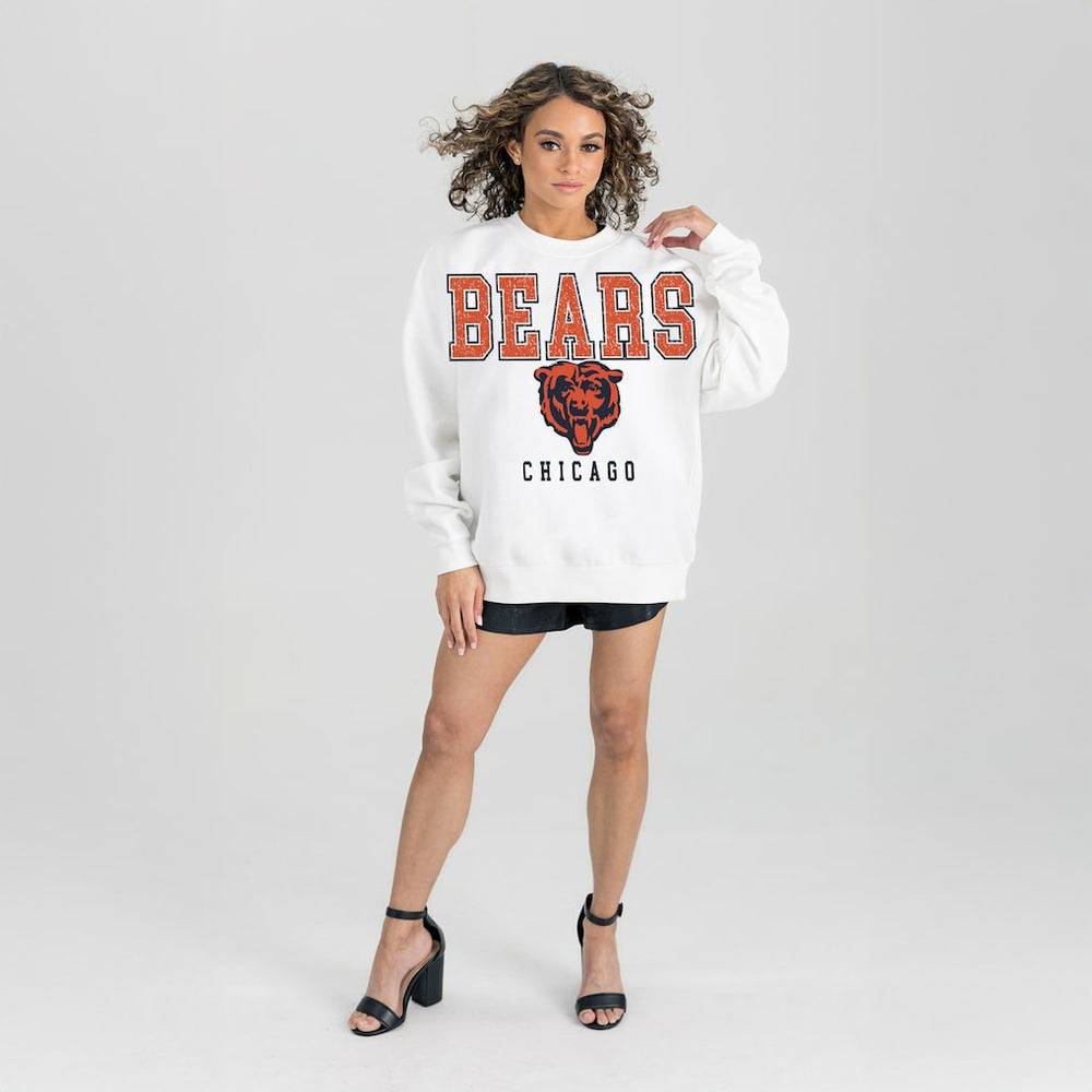 Chicago Bears Gameday Couture Women's Sunday Drives Oversized Crewneck Pullover Sweatshirt – White