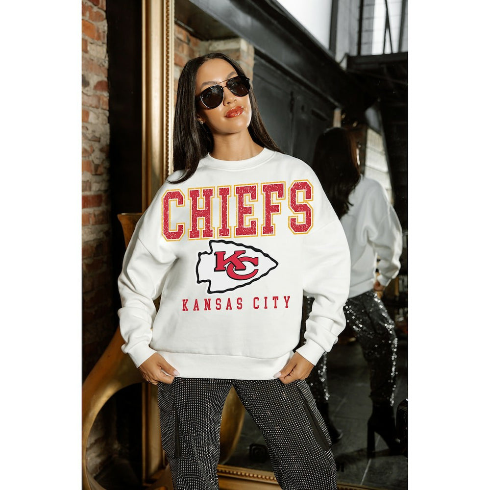 Kansas City Chiefs Gameday Couture Women's Sunday Drives Oversized Crewneck Pullover Sweatshirt – White