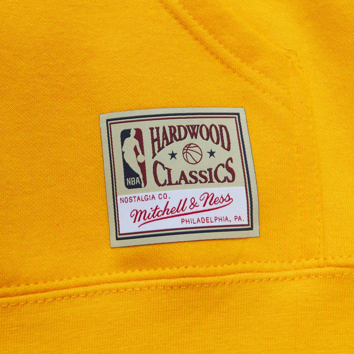 Los Angeles Lakers x Tats Cru Hardwood Classics Brick Pullover Hoodie Gold | Mitchell & Ness outlet