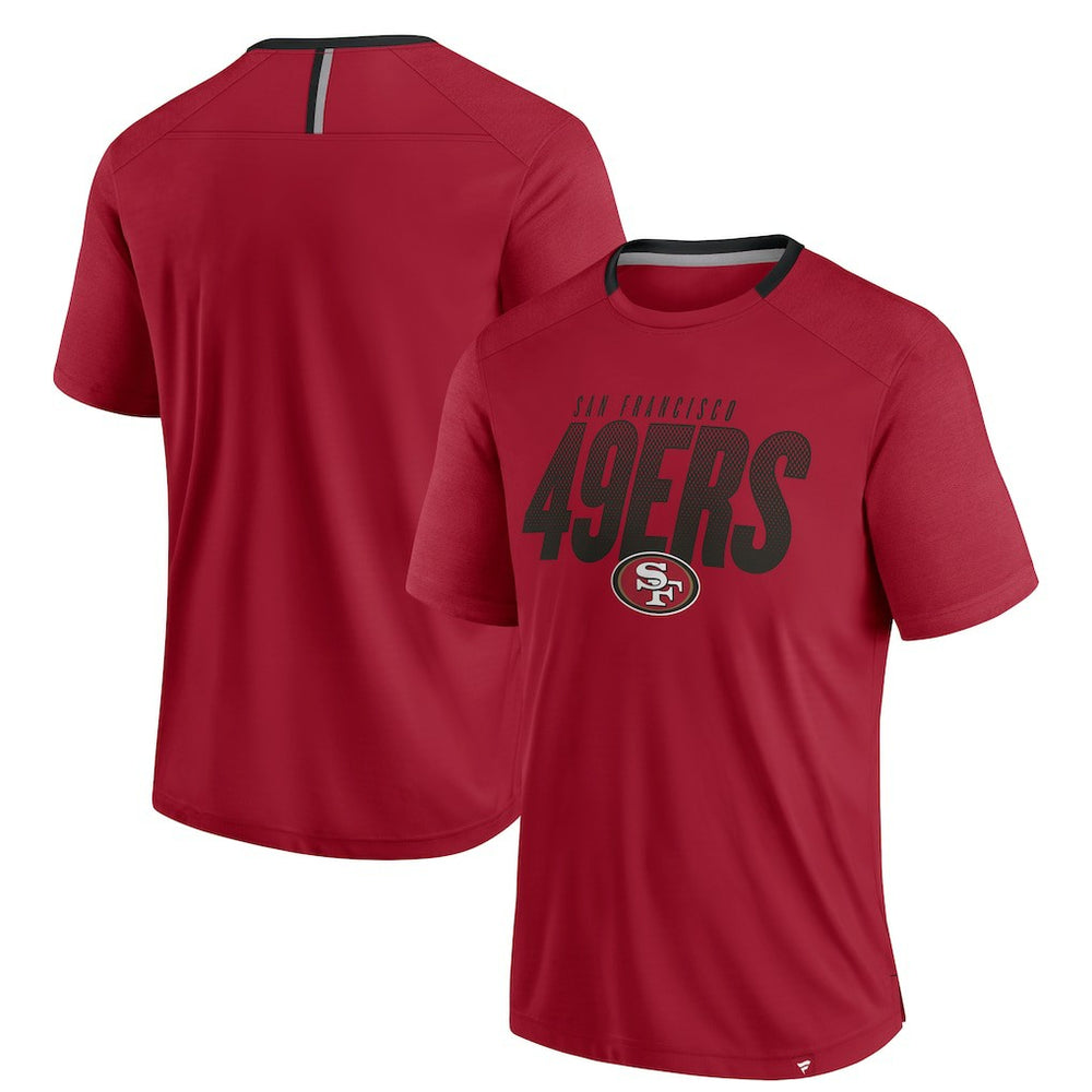 Fanatics San Francisco 49ers Defender Fade Slant T-Shirt Scarlet