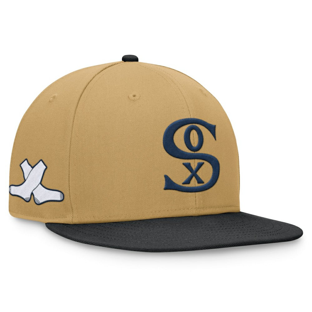Chicago White Sox Fanatics  Heritage Two-Tone Fitted Hat - Khaki/Black - Fanatics Discount