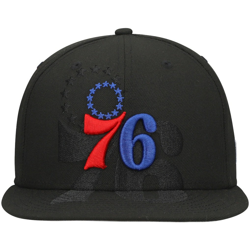 Philadelphia 76ers Blackout Shadow Logo 59FIFTY Fitted Hat Black | New Era online