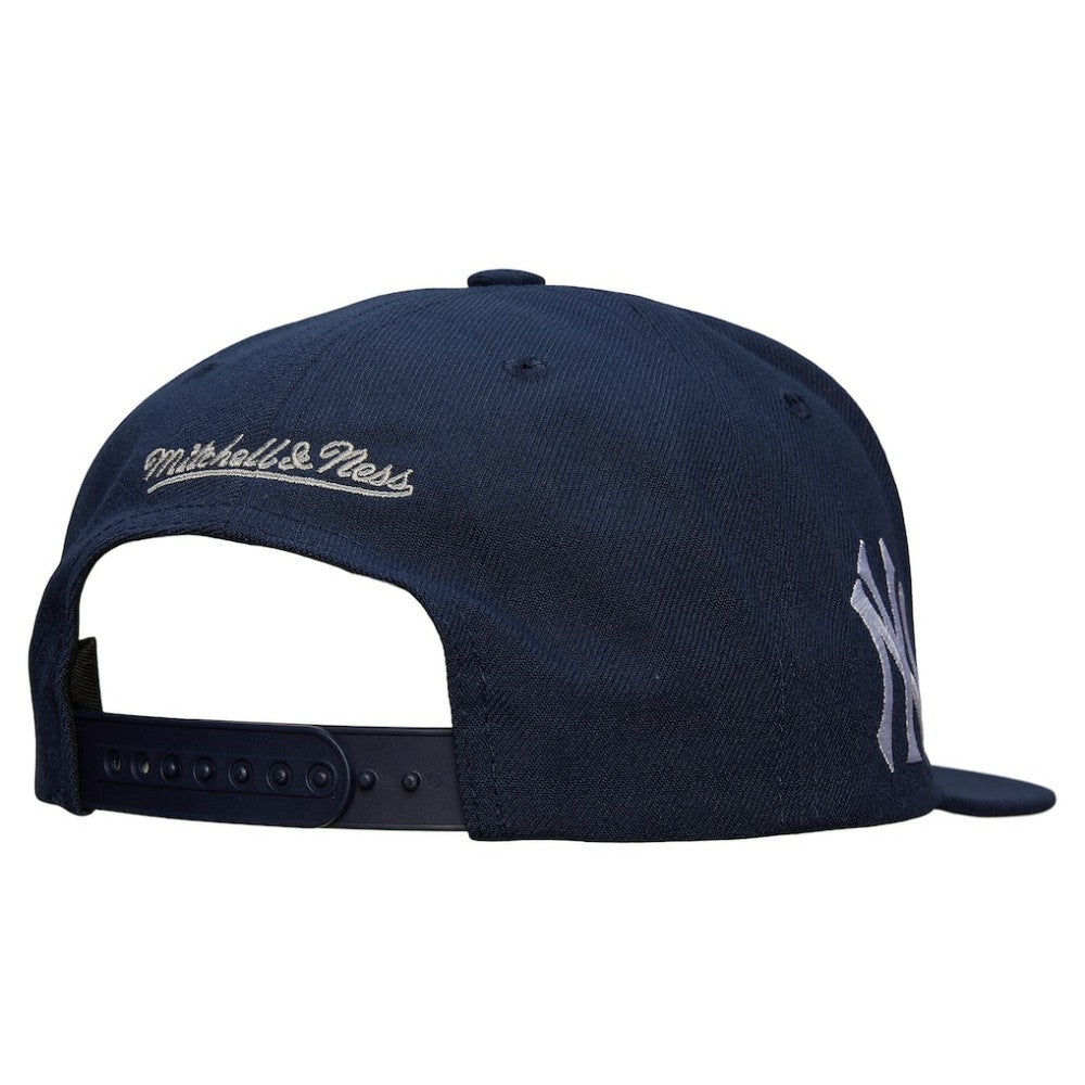 New York Yankees Mitchell & Ness Team Tagged Snapback Hat - Navy - Mitchell & Ness Discount