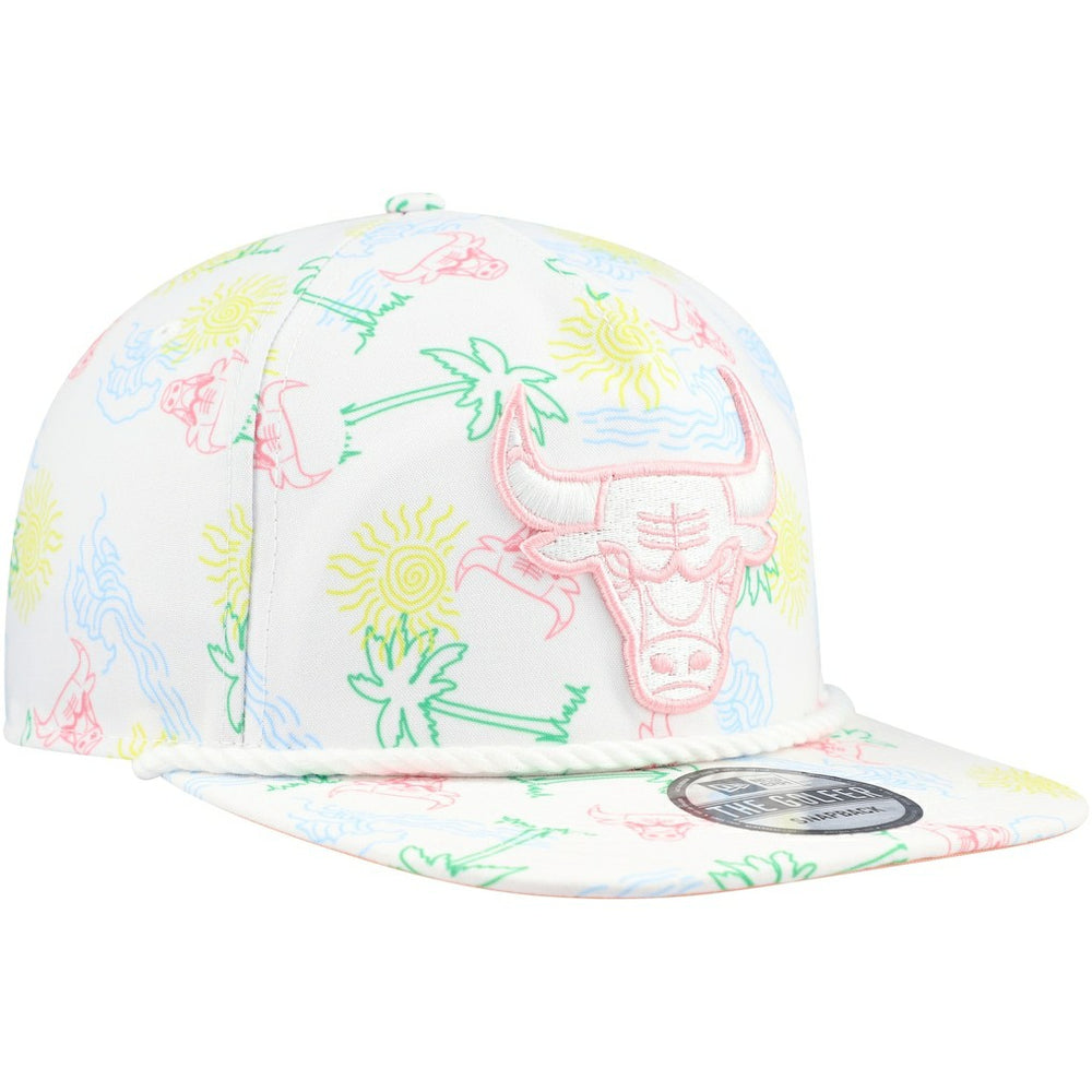 Chicago Bulls Palm Trees and Waves Golfer Adjustable Hat White | New Era Near Me