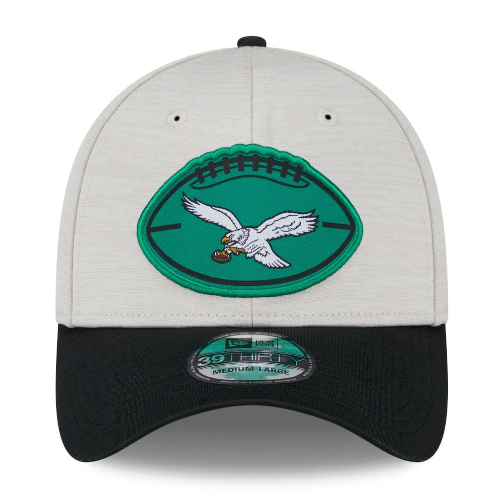 Philadelphia Eagles New Era 2024 Sideline Historic 39THIRTY Flex Hat Stone/Black